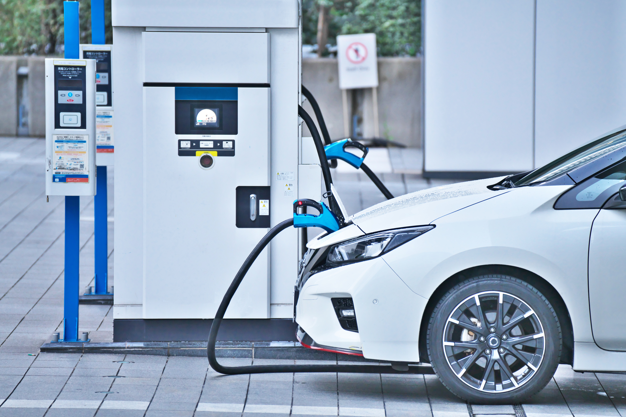 補助金・政策に頼って成長した会社は「今が売り時」かもしれない——ホンダEV損失2.5兆円が示す政策変更リスクとM&A決断の条件