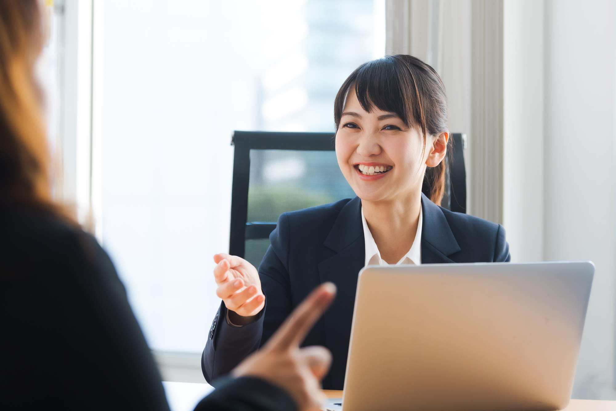 人材派遣会社のM&A｜株式譲渡と事業譲渡で労働者派遣事業の許可の扱いが違う、資産要件・派遣元責任者・労使協定方式と登録者の判定表